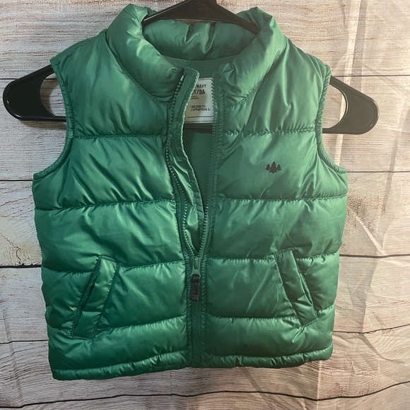 Old Navy Other - Old navy 3T green puff vest with trees